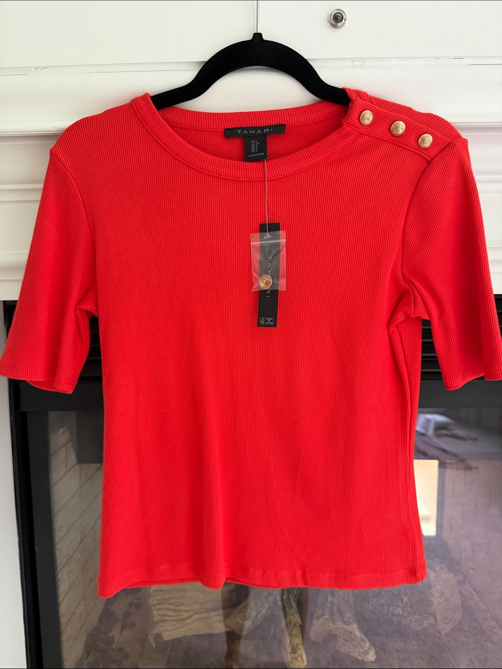 NWT: Tahari Red Ribbed Short-Sleeve Top with Gold Button Accents - size S